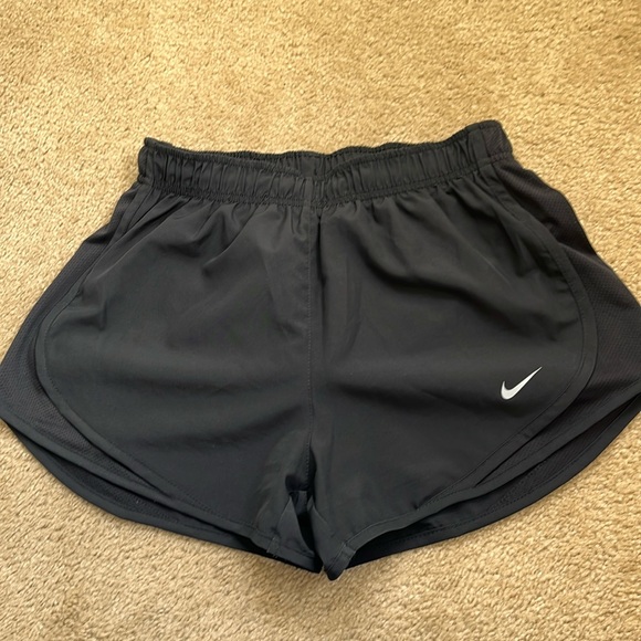 Nike Pants - Nike dri fit shirts like new